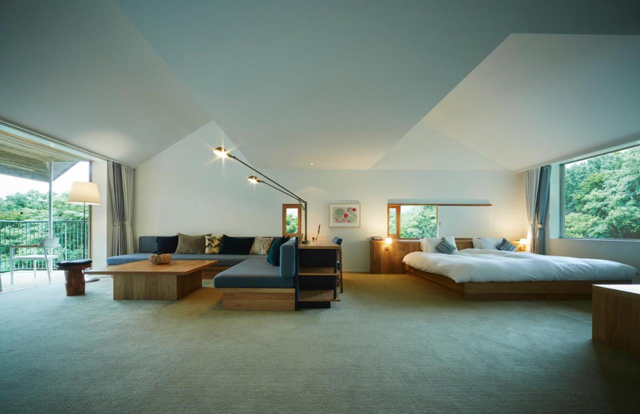 Retreat Foere Hotel 4*